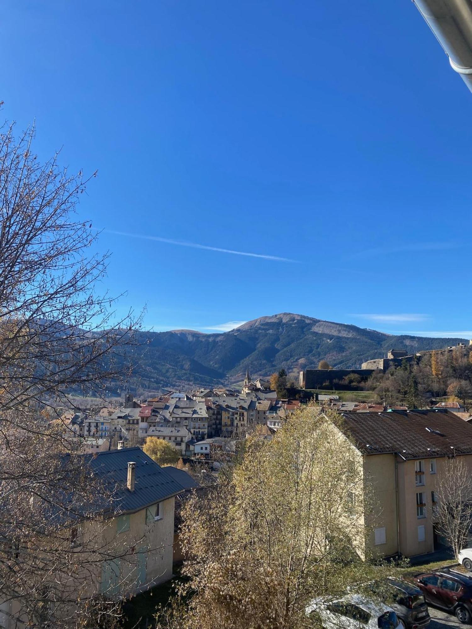 Appartement Au Coeur De Seyne エクステリア 写真