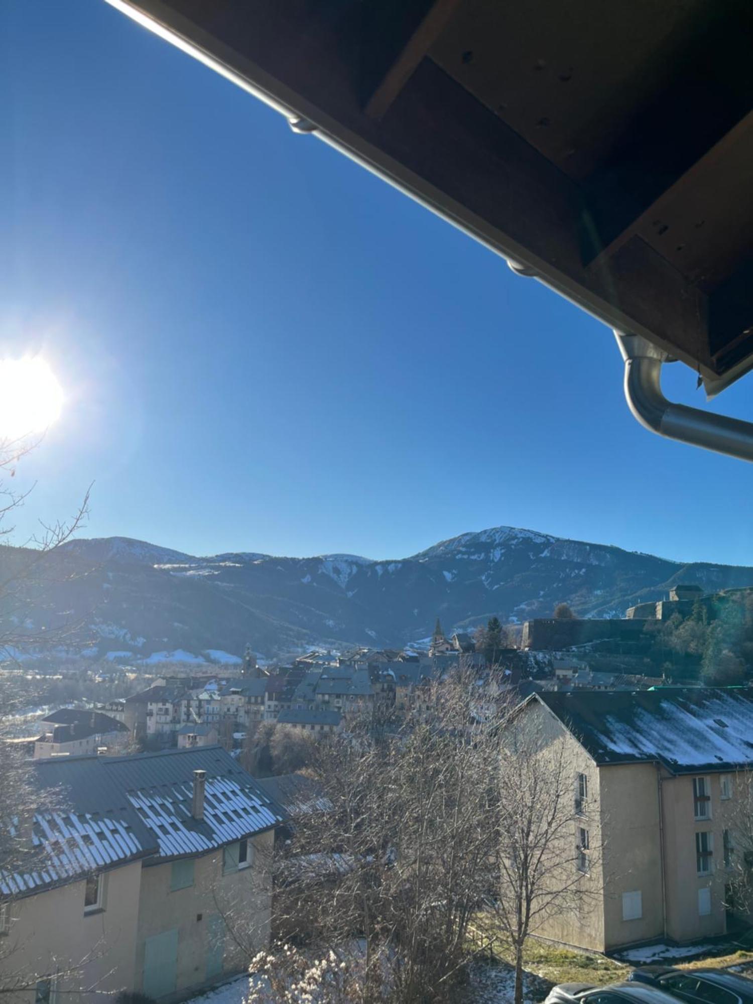 Appartement Au Coeur De Seyne エクステリア 写真